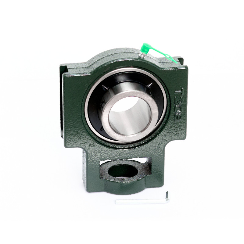 UCT208-24J